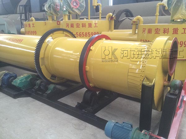 山東的客戶，您采購的0.8x6m雞糞烘干機(jī)已發(fā)出